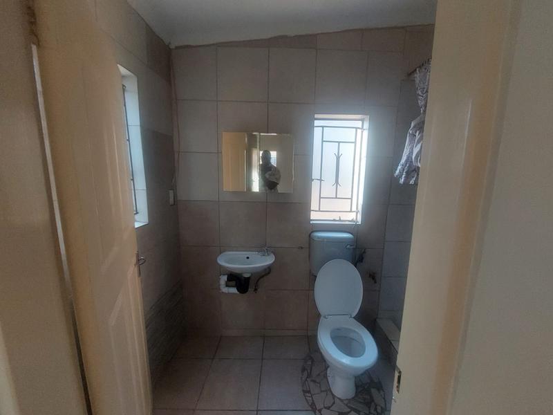 To Let 1 Bedroom Property for Rent in Ebony Park Gauteng