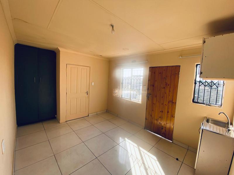 To Let 1 Bedroom Property for Rent in Ebony Park Gauteng
