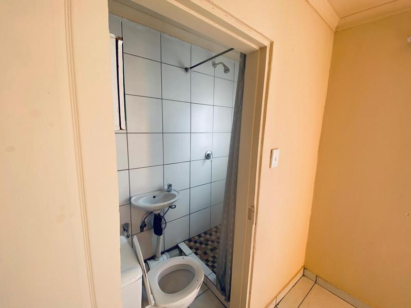To Let 1 Bedroom Property for Rent in Ebony Park Gauteng