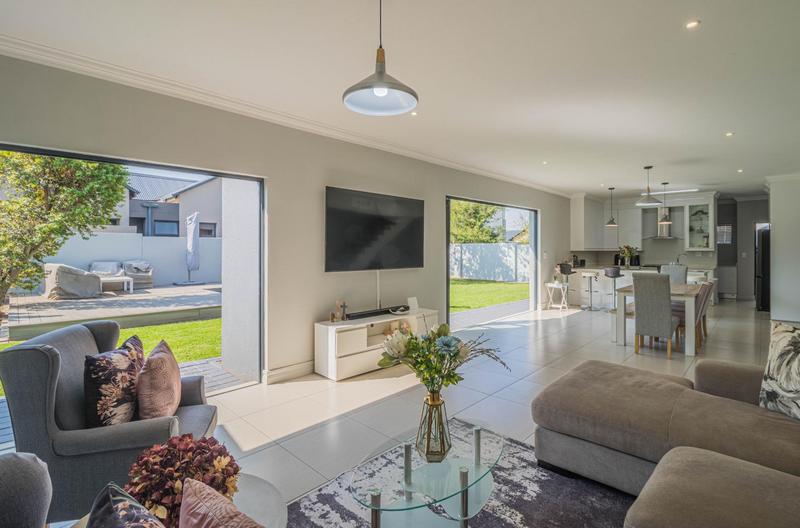 4 Bedroom Property for Sale in Midstream Meadows Gauteng