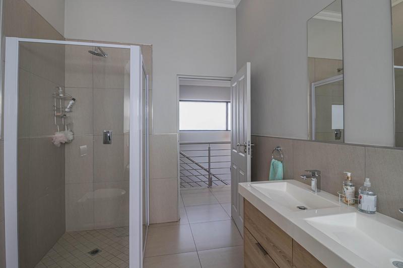 4 Bedroom Property for Sale in Midstream Meadows Gauteng