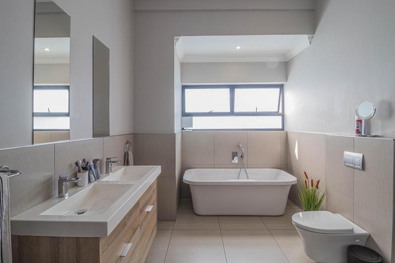 4 Bedroom Property for Sale in Midstream Meadows Gauteng