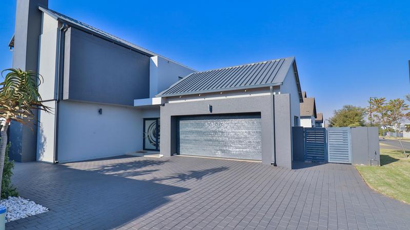 4 Bedroom Property for Sale in Midstream Meadows Gauteng