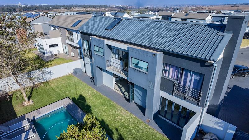 4 Bedroom Property for Sale in Midstream Meadows Gauteng