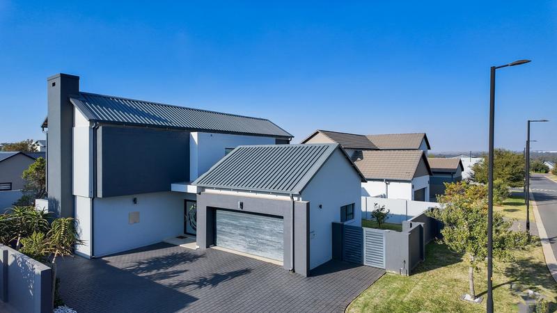 4 Bedroom Property for Sale in Midstream Meadows Gauteng