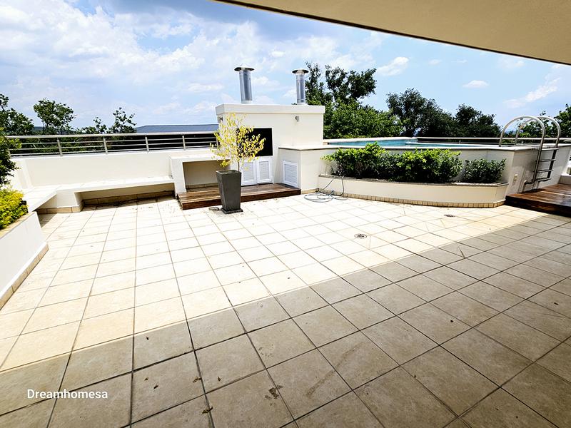 To Let 3 Bedroom Property for Rent in Illovo Gauteng