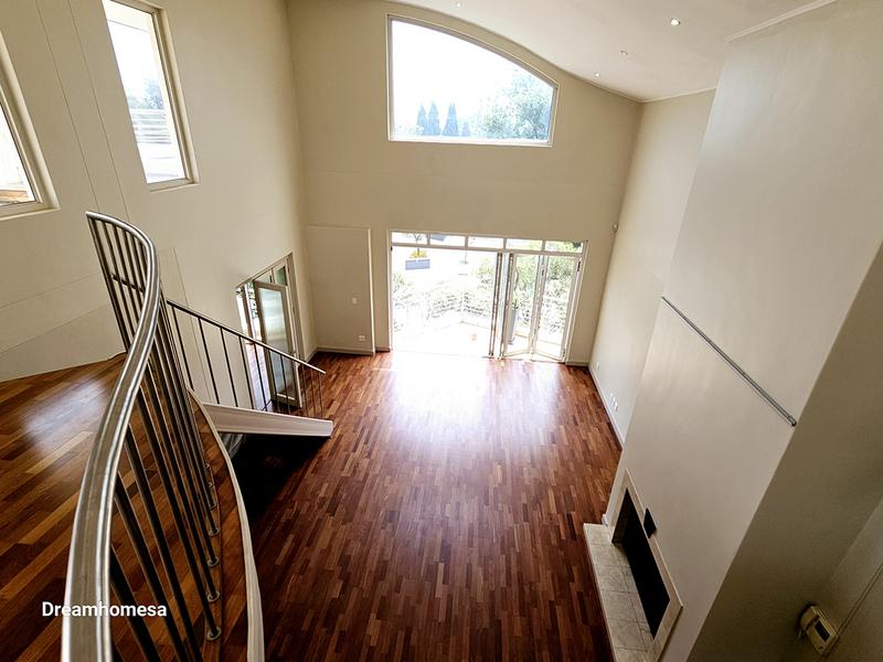 To Let 3 Bedroom Property for Rent in Illovo Gauteng