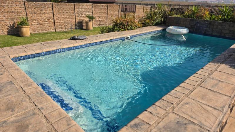 3 Bedroom Property for Sale in Elspark Gauteng