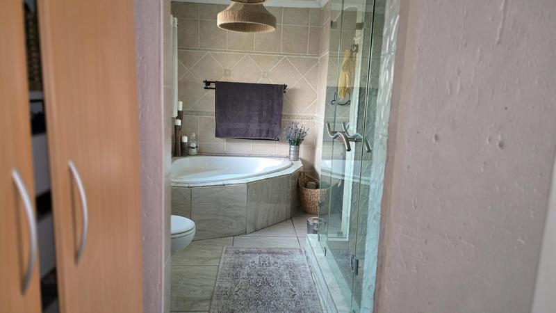 3 Bedroom Property for Sale in Elspark Gauteng