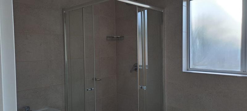 To Let 2 Bedroom Property for Rent in Brackendowns Gauteng