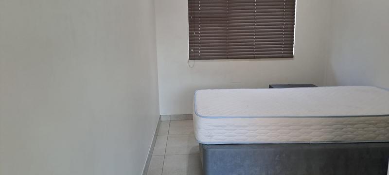 To Let 2 Bedroom Property for Rent in Brackendowns Gauteng
