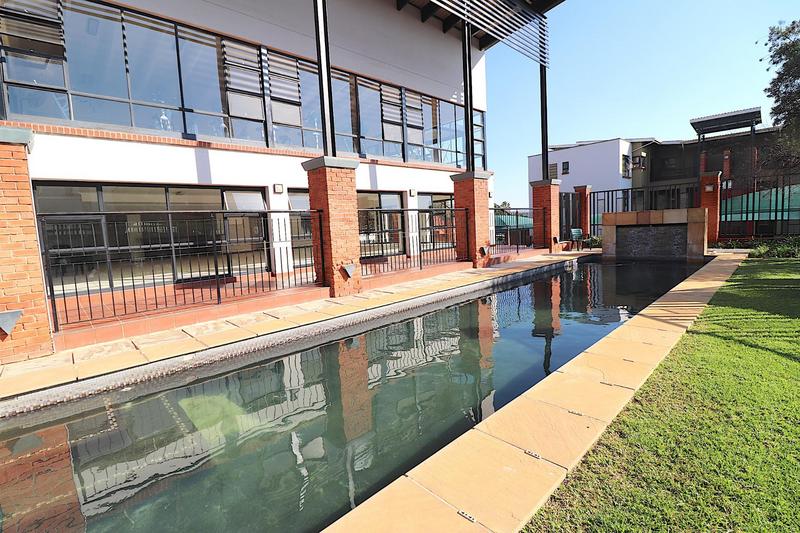 To Let 2 Bedroom Property for Rent in Douglasdale Gauteng