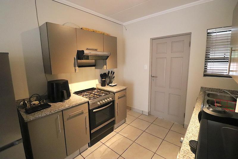 1 Bedroom Property for Sale in Beverley Gauteng