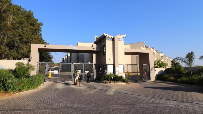 1 Bedroom Property for Sale in Beverley Gauteng