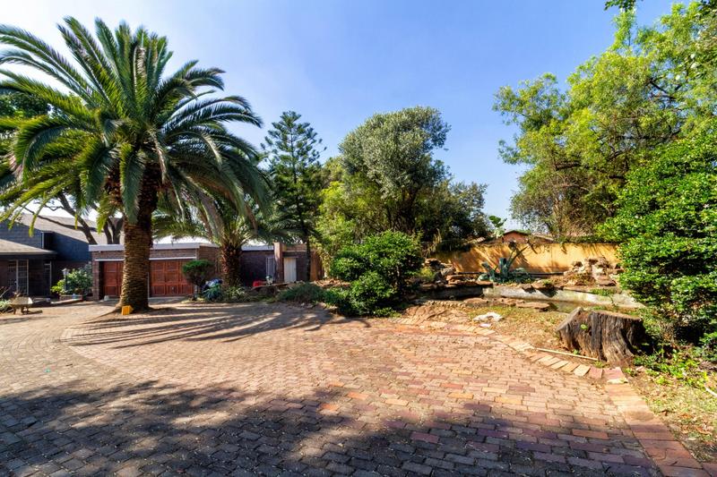 To Let 5 Bedroom Property for Rent in Sundowner Gauteng