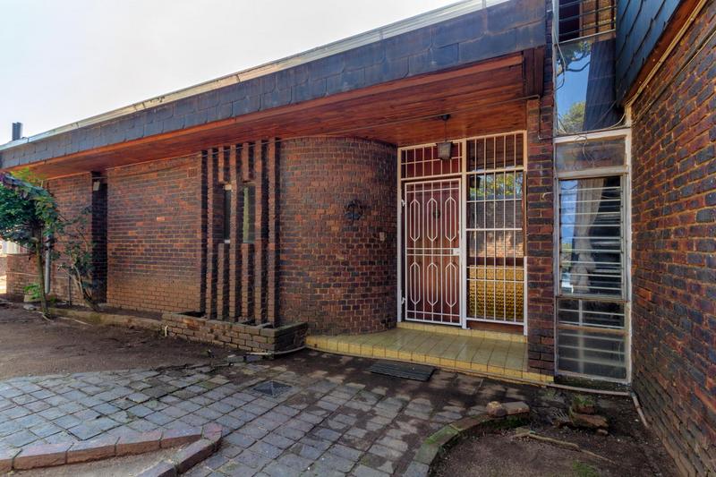 To Let 5 Bedroom Property for Rent in Sundowner Gauteng