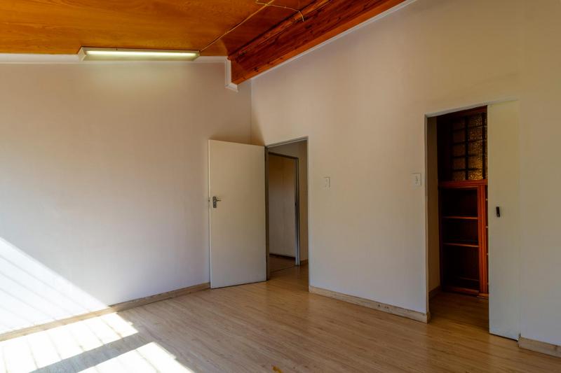 To Let 5 Bedroom Property for Rent in Sundowner Gauteng