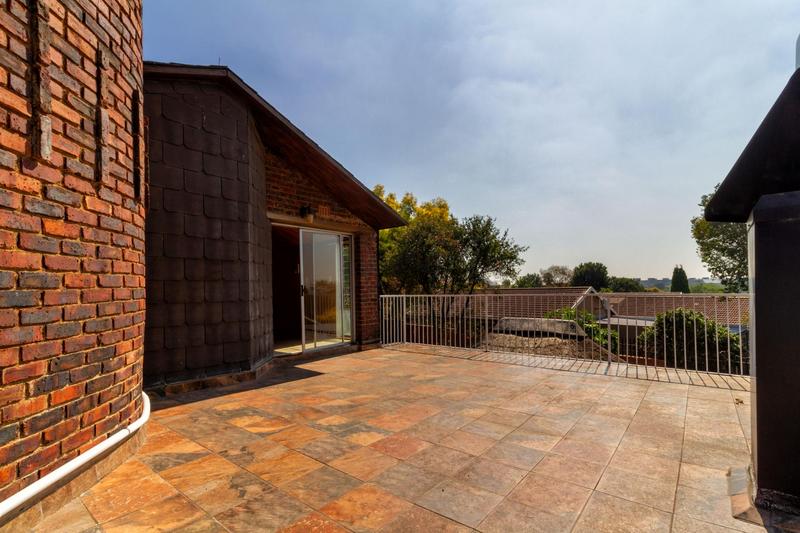 To Let 5 Bedroom Property for Rent in Sundowner Gauteng