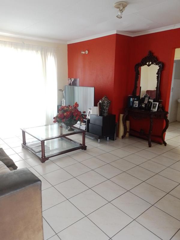 2 Bedroom Property for Sale in Terenure Gauteng