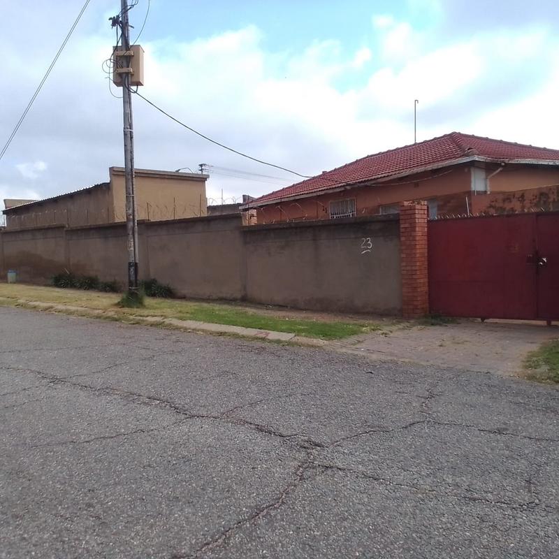 2 Bedroom Property for Sale in South Hills Gauteng