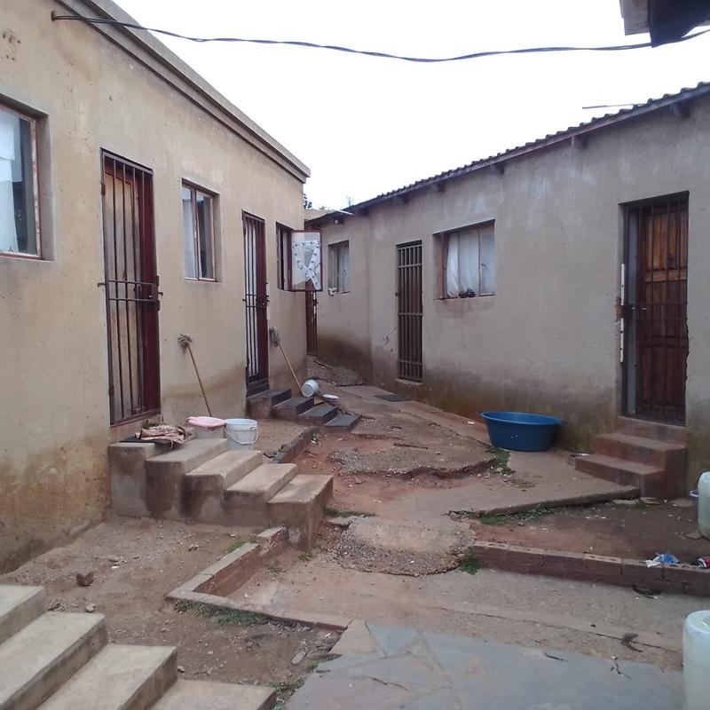 2 Bedroom Property for Sale in South Hills Gauteng