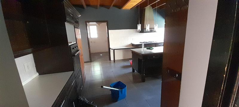 To Let 4 Bedroom Property for Rent in Little Falls Gauteng