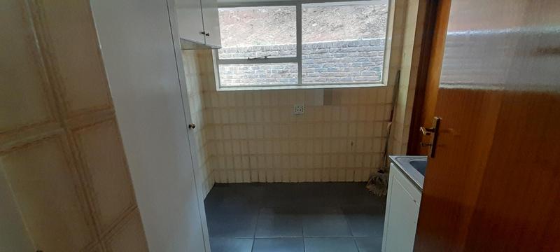 To Let 4 Bedroom Property for Rent in Little Falls Gauteng