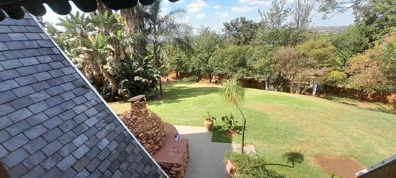To Let 4 Bedroom Property for Rent in Little Falls Gauteng