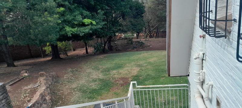 To Let 4 Bedroom Property for Rent in Little Falls Gauteng