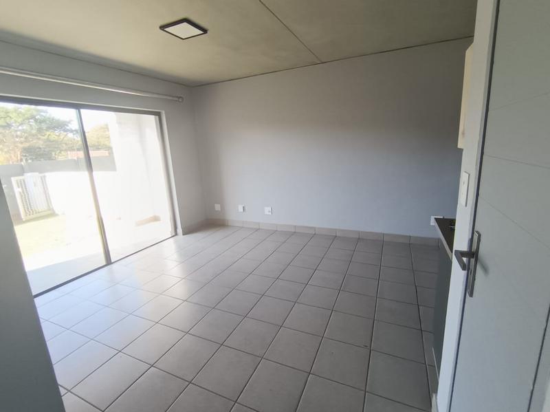2 Bedroom Property for Sale in Annlin Gauteng