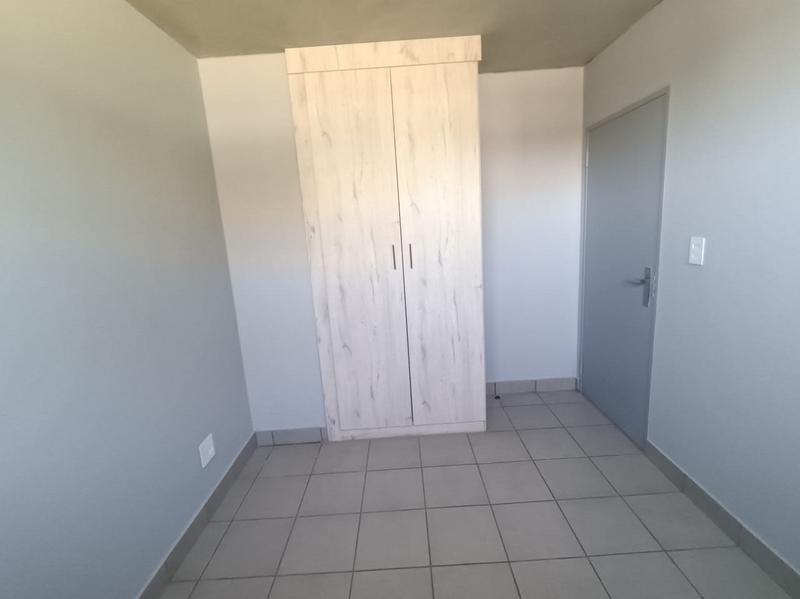 2 Bedroom Property for Sale in Annlin Gauteng