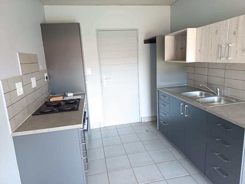 2 Bedroom Property for Sale in Annlin Gauteng