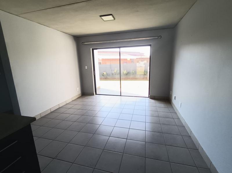 2 Bedroom Property for Sale in Annlin Gauteng