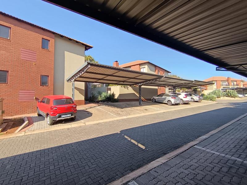 To Let 2 Bedroom Property for Rent in Pretorius Park Gauteng