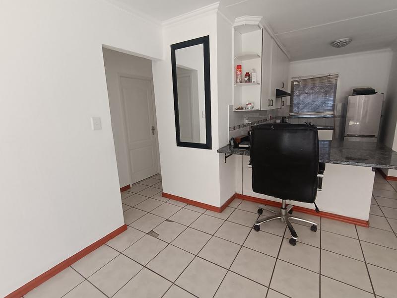 2 Bedroom Property for Sale in Vorna Valley Gauteng
