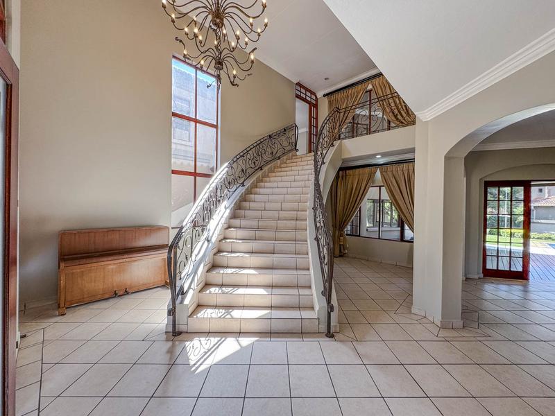 6 Bedroom Property for Sale in Midstream Estate Gauteng