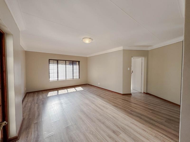 6 Bedroom Property for Sale in Midstream Estate Gauteng