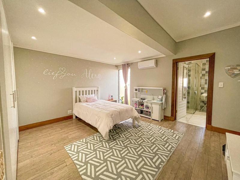 4 Bedroom Property for Sale in Midstream Ridge Gauteng
