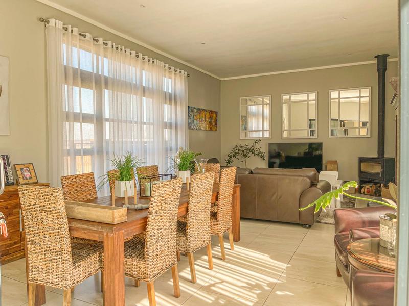 4 Bedroom Property for Sale in Midstream Ridge Gauteng