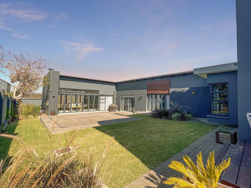 4 Bedroom Property for Sale in Midstream Ridge Gauteng