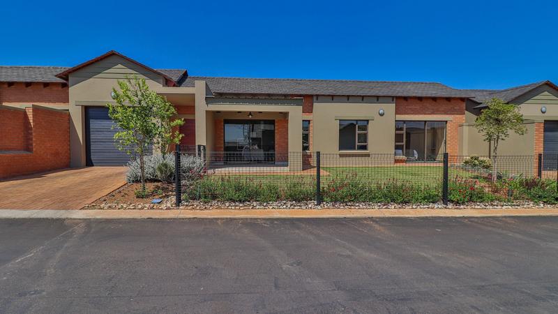 2 Bedroom Property for Sale in Retire at Midstream Gauteng