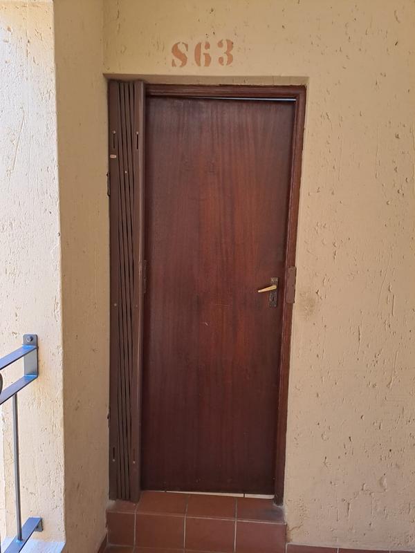 2 Bedroom Property for Sale in Ormonde Gauteng