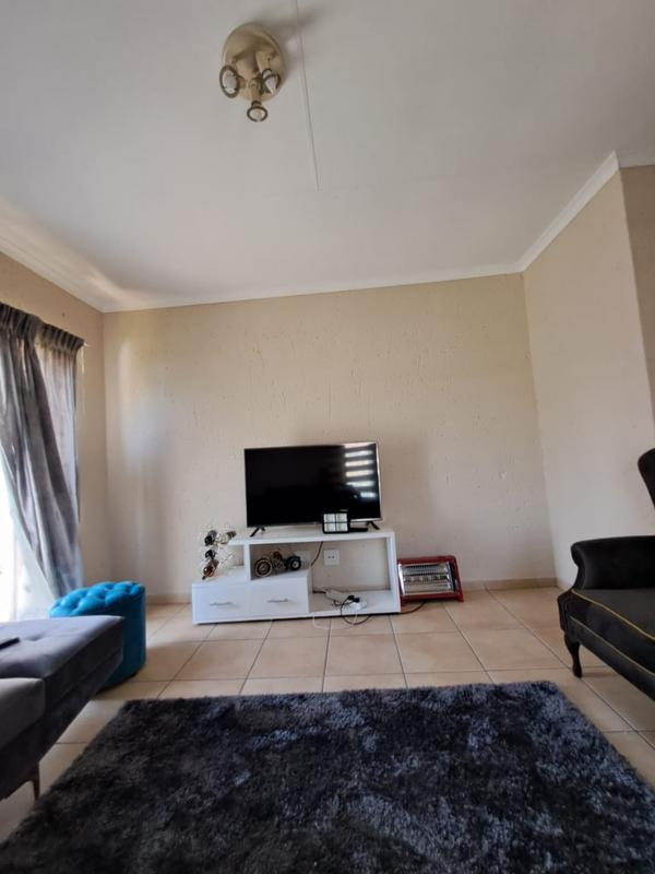 2 Bedroom Property for Sale in Ormonde Gauteng