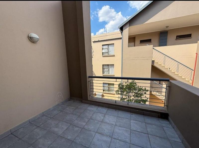2 Bedroom Property for Sale in Ruimsig Gauteng