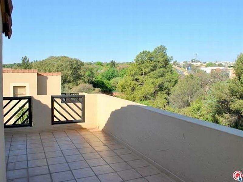 To Let 2 Bedroom Property for Rent in Morningside Gauteng