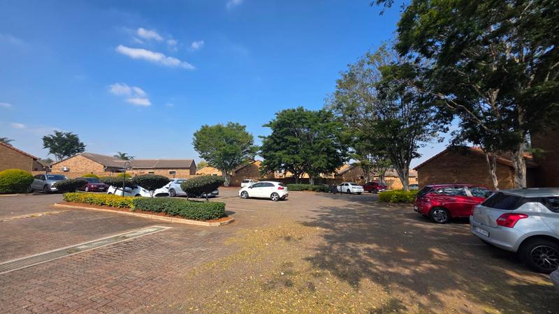 To Let 2 Bedroom Property for Rent in Doornkloof Gauteng