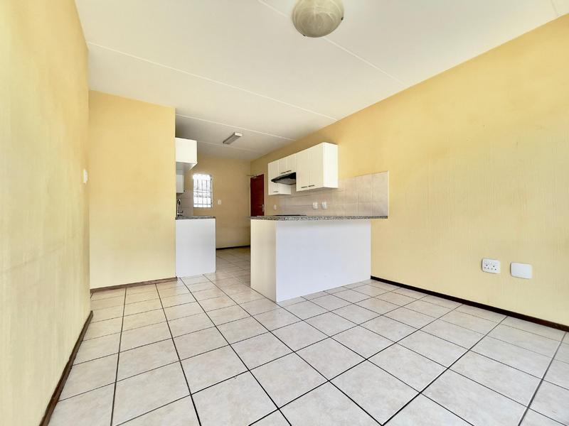 To Let 2 Bedroom Property for Rent in Roodepoort Gauteng