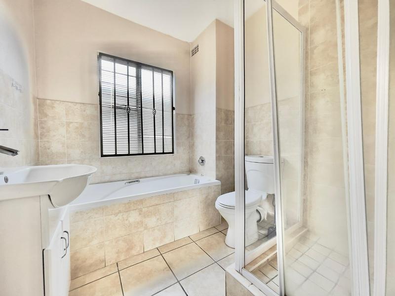 To Let 2 Bedroom Property for Rent in Roodepoort Gauteng