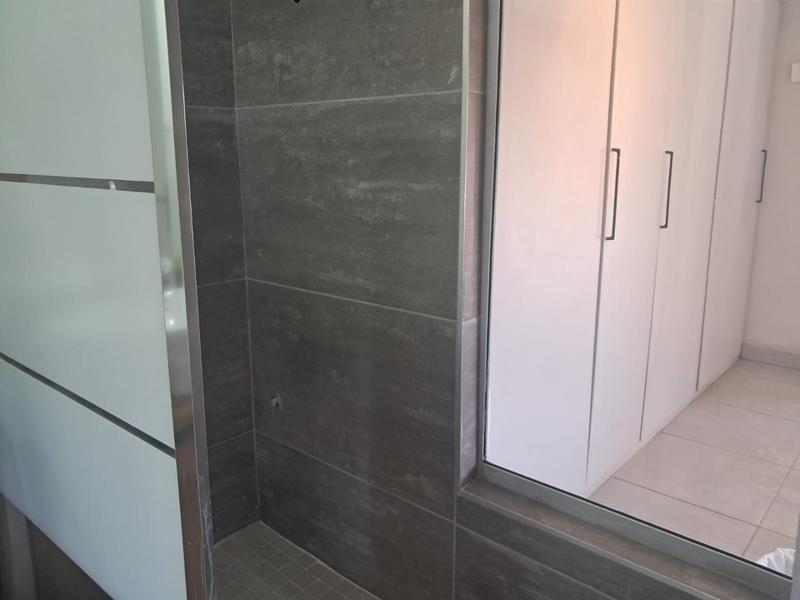 To Let 1 Bedroom Property for Rent in Sandton Central Gauteng
