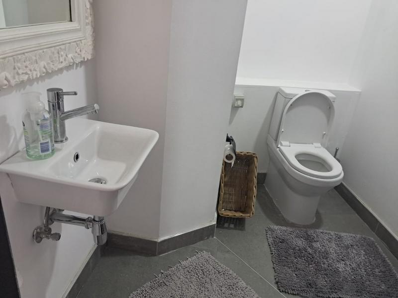 To Let 1 Bedroom Property for Rent in Sandton Central Gauteng